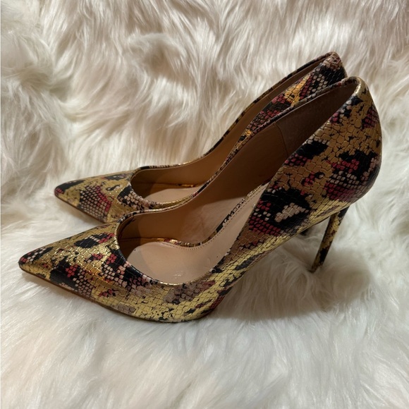 Steve Madden Gold and Black Snakeskin Women's Heels - Picture 2 of 7